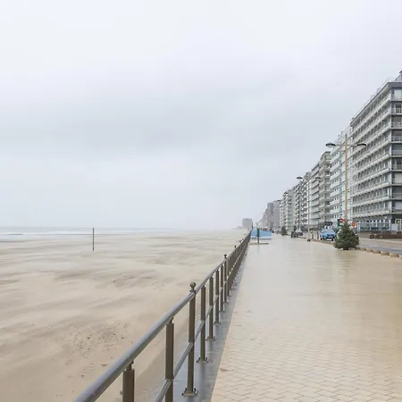 Espace Ii - 0102 + Box 2 Middelkerke